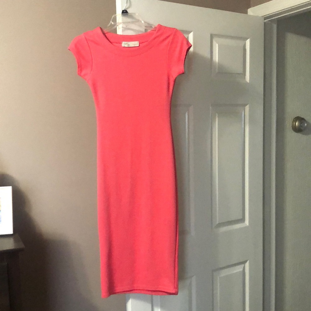 Beautiful pink dress in great condition